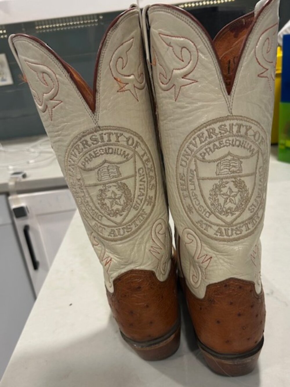 Lucchese Ostrich-Leather size 9 1883 Scholarship Custom Texas Longhorns Boots
